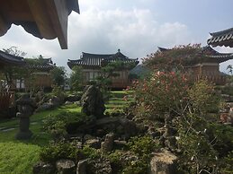 Canopus Resort Pension