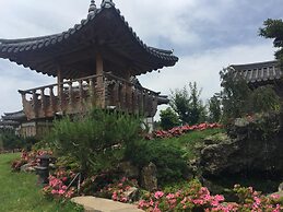 Canopus Resort Pension