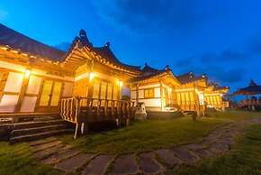 Canopus Resort Pension