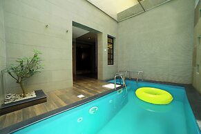 Broad Bean Resort & Spa