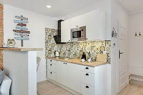 Lion Apartments - La Playa