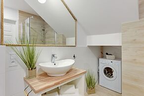 Lion Apartments - La Playa