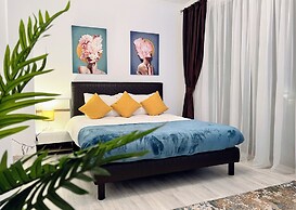 Red Hotel Riviera Suite & Lake