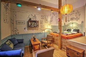 Lavender Circus Hostel