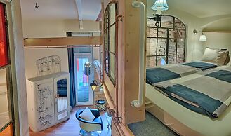 Lavender Circus Hostel