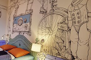 Lavender Circus Hostel