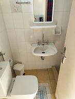 Yanna Studios & Apartments