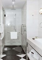 DoubleTree by Hilton Wellington