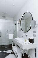 DoubleTree by Hilton Wellington