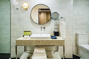 DoubleTree by Hilton Wellington