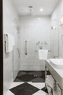 DoubleTree by Hilton Wellington