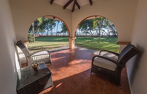 Sunset Del Mar Resort