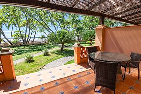 Sunset Del Mar Resort