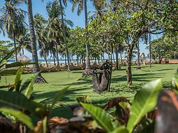 Sunset Del Mar Resort