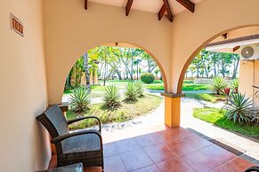 Sunset Del Mar Resort