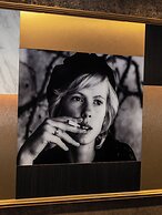 Niepce Paris Hotel, Curio Collection by Hilton