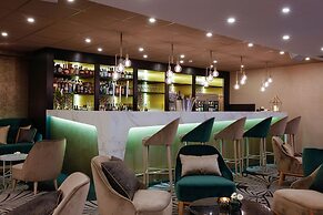 Niepce Paris Hotel, Curio Collection by Hilton