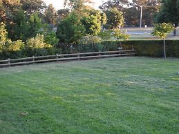 Barkly Suites Apartments