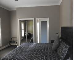 Barkly Suites Apartments