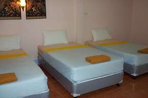 D's Corner & Guesthouse