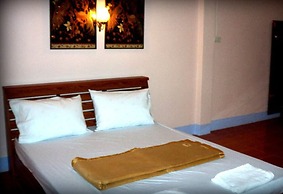 D's Corner & Guesthouse