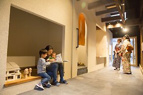 KYOTO Yadomachi Nishijin