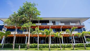 The Uncle Beach Resort