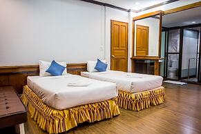 The Uncle Beach Resort