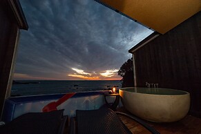 XYZ Private spa and Seaside Resort