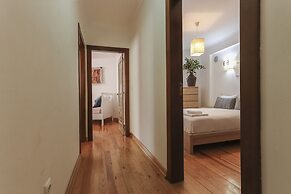 Grand Parliment Duplex by Homing