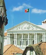 Grand Parliment Duplex by Homing