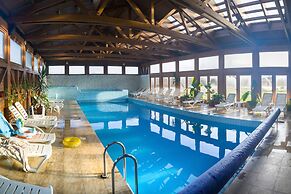 Seven Seasons Hotel