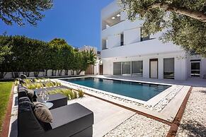 Infinity White Complex