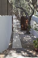 Infinity White Complex