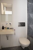 Infinity White Complex