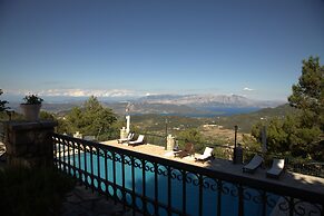 Estate Dafnopanagia Luxury Apartment