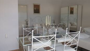 Estate Dafnopanagia Luxury Apartment