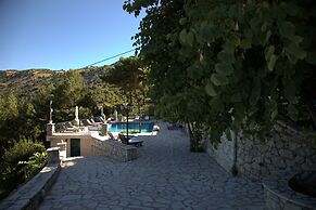 Estate Dafnopanagia Luxury Apartment