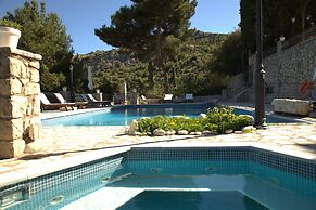 Estate Dafnopanagia Luxury Apartment