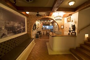 Life is Good Cartagena Hostel