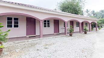 Kampung Guest House - Hostel