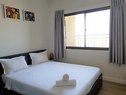 Ami Splendid Rooftop Pool