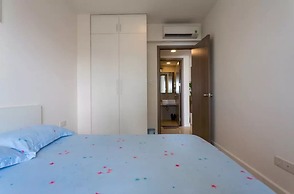 Ami Splendid Rooftop Pool