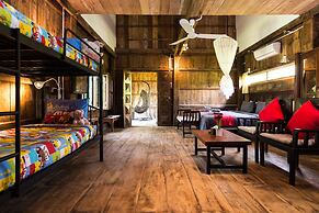 Kampot River Residence
