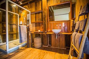 Kampot River Residence