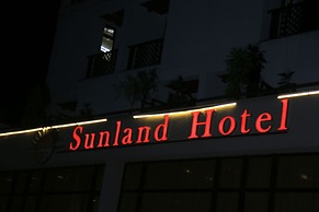 Sunland Hotel