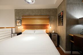 Eton Residences by StayHome Asia