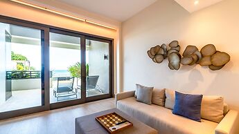 Crimson Resort & Spa Boracay