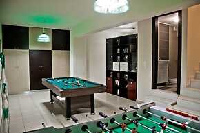 Beach Front Villa Peri