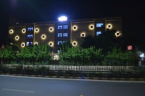 Hotel Ashray Inn Express